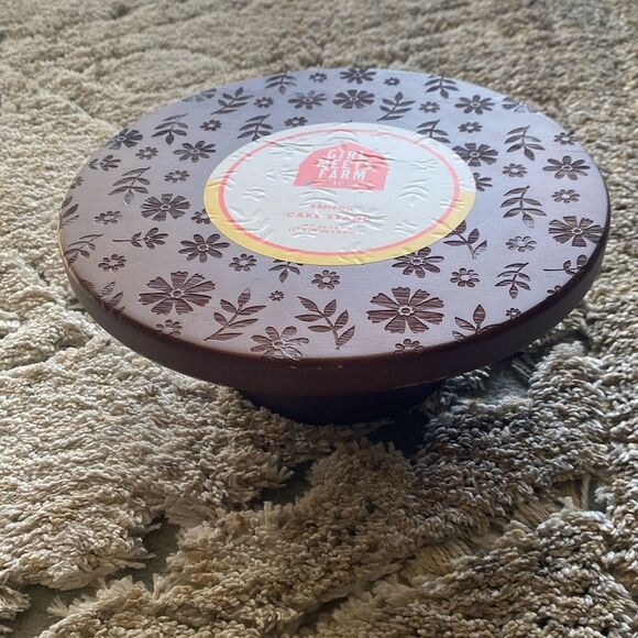 Other - Girl Meets Farm NWT 10” Diameter Wooden Cake Stand. Pretty Engraved Flowers